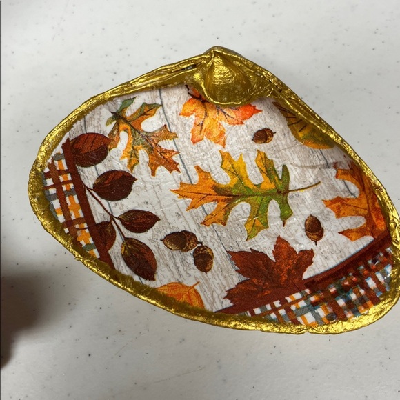 Hand Crafted Autumn Leaf Decor with Gold Accents - Picture 5 of 9